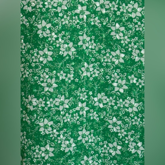 Fun 2 Fun Green Alvena Split Neck‎ Blouse Size 2x High-Low Hem Sheer Flowy - Picture 3 of 9